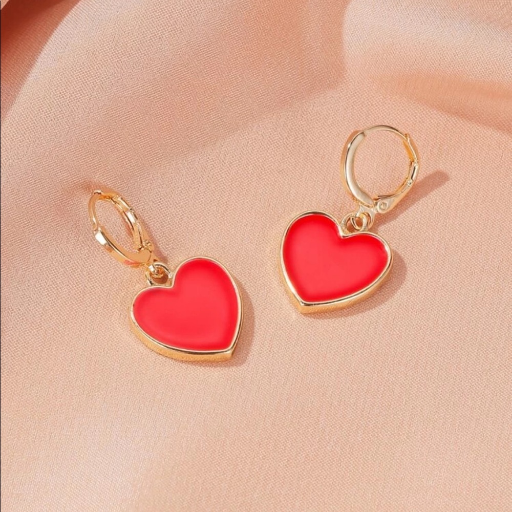 NEW! Gold Dainty Red Heart Dangle Earrings❤️ - Picture 2 of 4